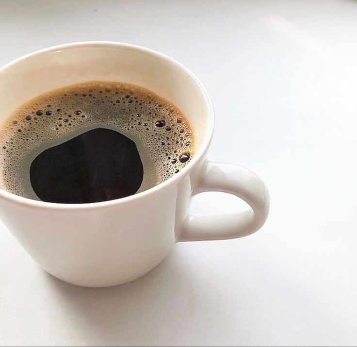 tiêu thụ quá nhiều cà phê cũng không tốt cho da