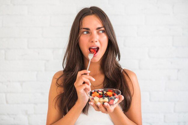Thiếu hụt vitamin khiến da xấu đi