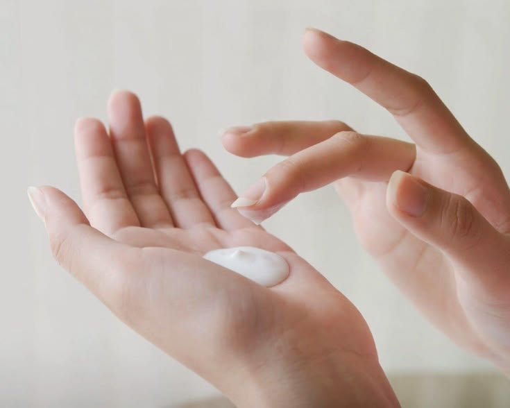 Chăm sóc da đúng cách giúp cải thiện mụn và làm chậm lão hóa hiệu quả