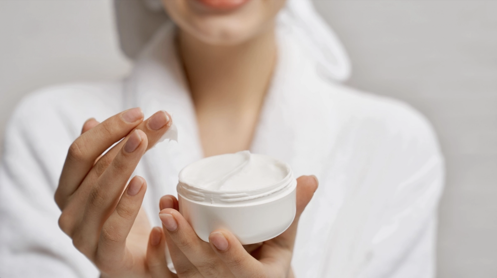 Phục hồi hàng rào bảo vệ da giúp vùng quanh miệng và cánh mũi khỏe và ổn định hơn