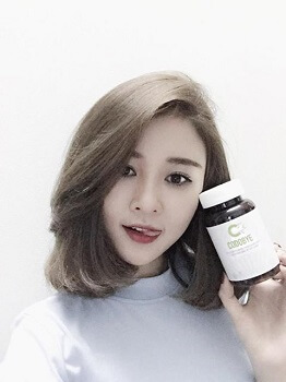Bí quyết trị mụn đầu đen của Ribi Sachi