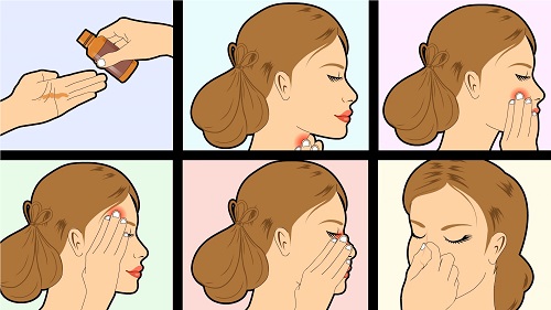 Dành ra vài phút trước khi ngủ để massage da mặt