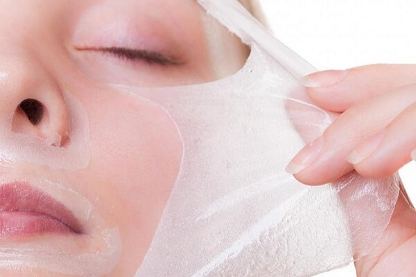 Hỏi - đáp: Da mỏng và nhạy cảm bị mụn trứng cá có nên peel da sinh học không?
