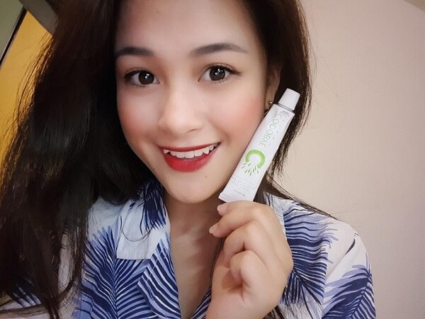 Kem bôi trị mụn trứng cá Codobye Cream được giới trẻ tin dùng