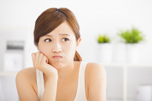 Nguyên nhân gây mụn qua tuổi dậy thì