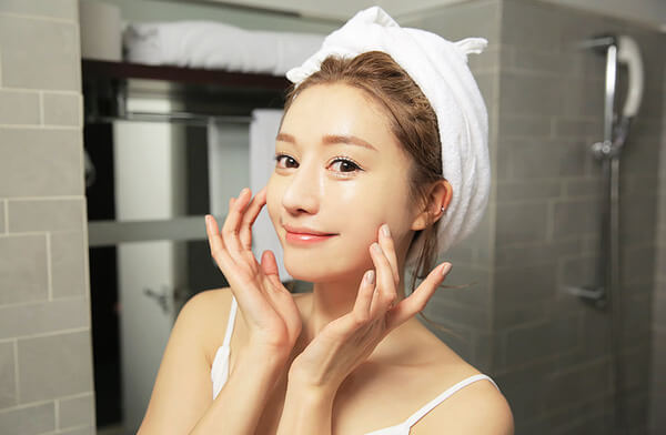 Sữa rửa mặt thảo dược CODOBYE CLEANSER ngăn ngừa và loại bỏ nhờn hiệu quả